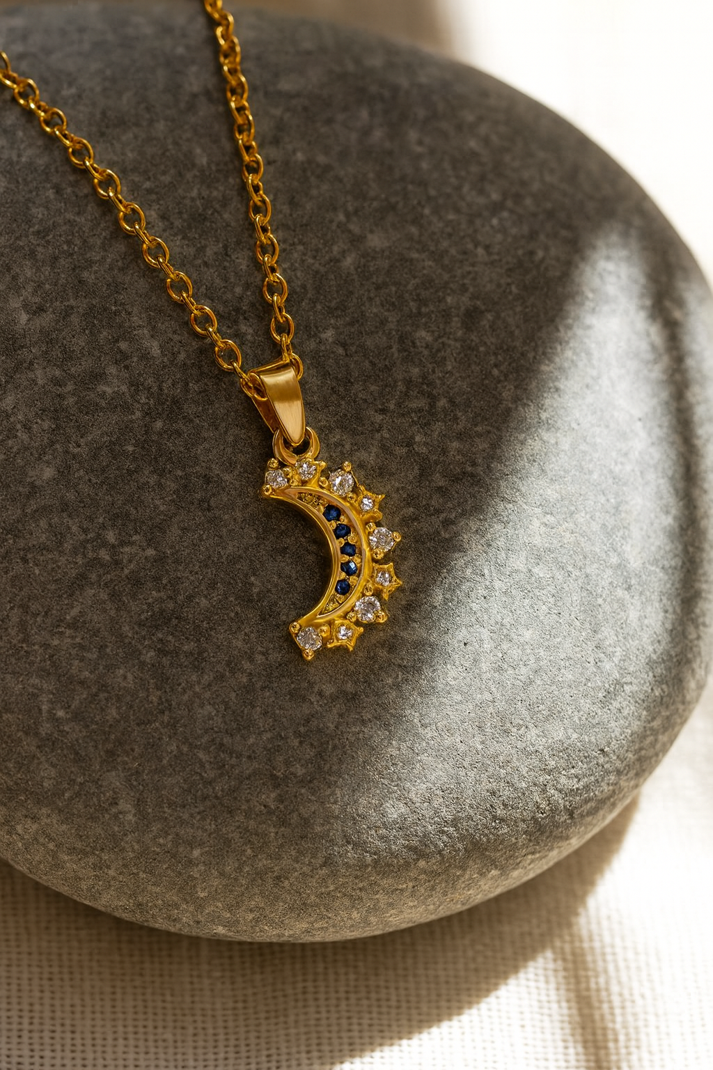 Lustra Luna 925 Sterling Silver Necklace – Gold & Silver Pendant with 18K Gold Plating, Elegant Sterling Silver Jewelry