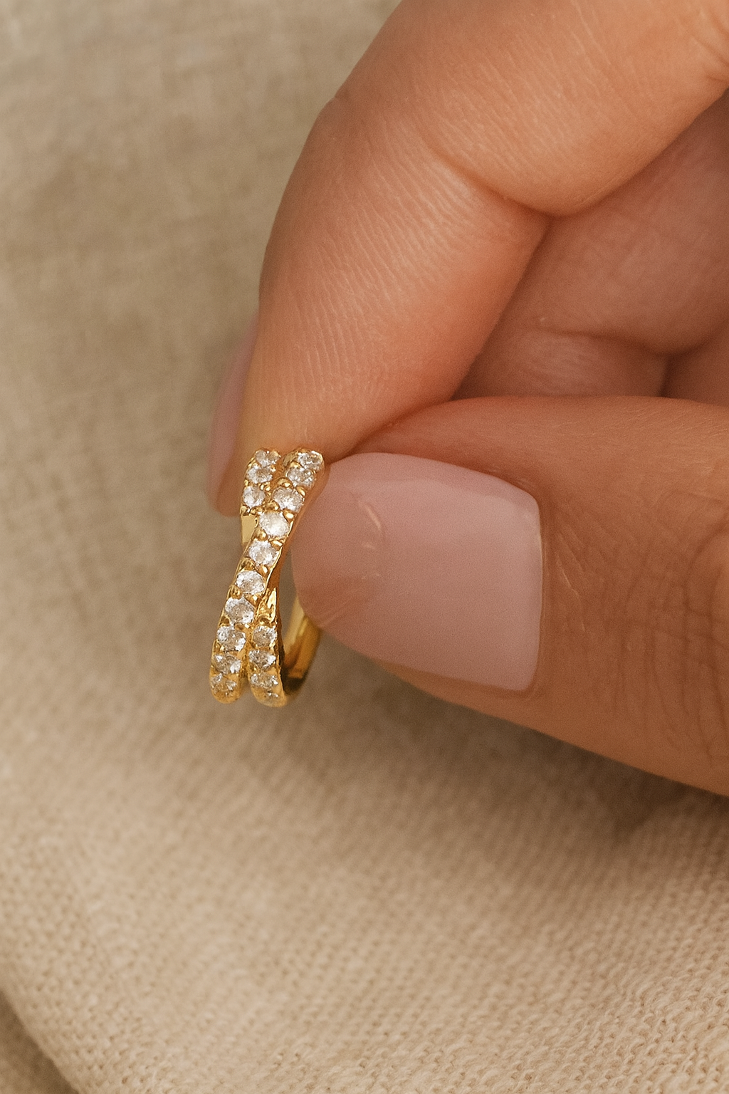 Auri-X 925 Sterling Silver Real 18K Gold Plated Zircon Hoop Earrings -  Gold & White Gold Elegant Hoops for Women