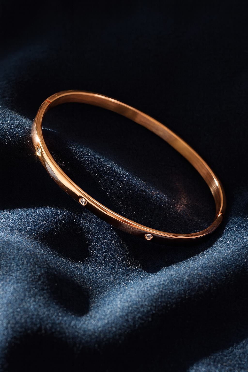 Glint Rhinestone 18K Gold Plated Bangle Bracelet – Titanium Steel, Waterproof, Anti-Tarnish Elegant Jewelry for Women