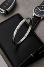 Allesia Geometric Cut Bangle Bracelet – Real 18K Gold Plated 304 Stainless Steel, Shine Finish, Intricate Craftsmanship, One Size